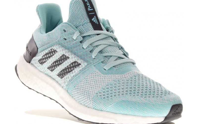 adidas UltraBOOST ST Parley W pas cher