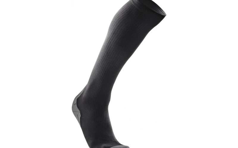 2XU Chaussettes Compression Recovery pas cher